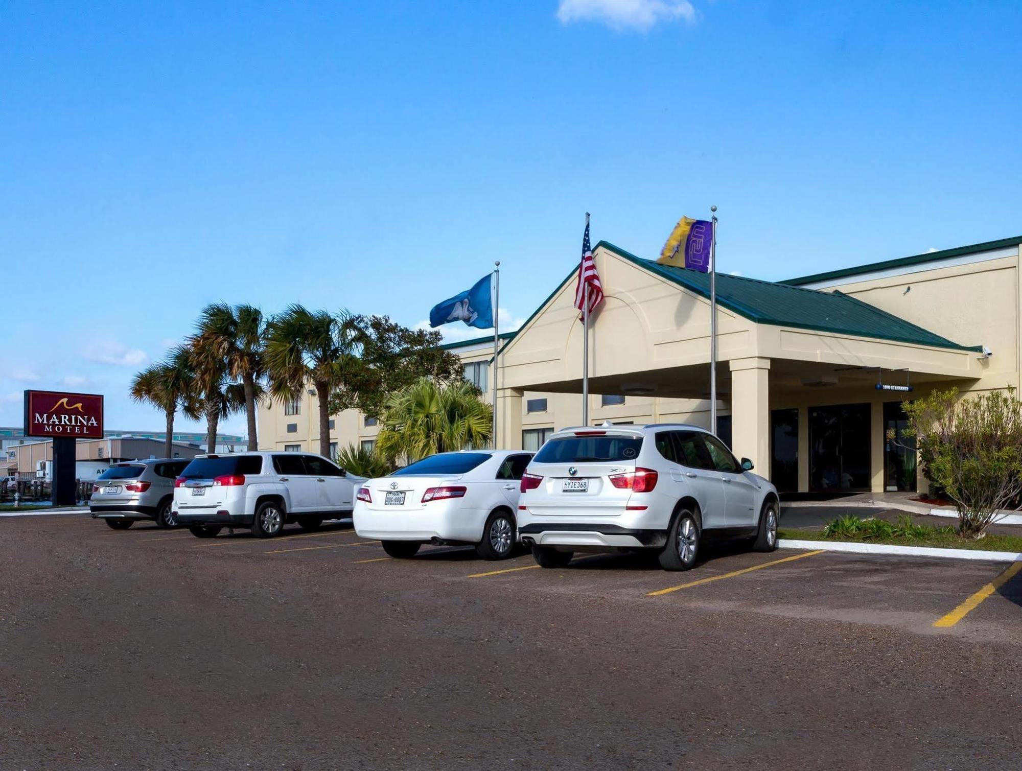 Marina Inn & Suites Chalmette-New Orleans Exterior foto